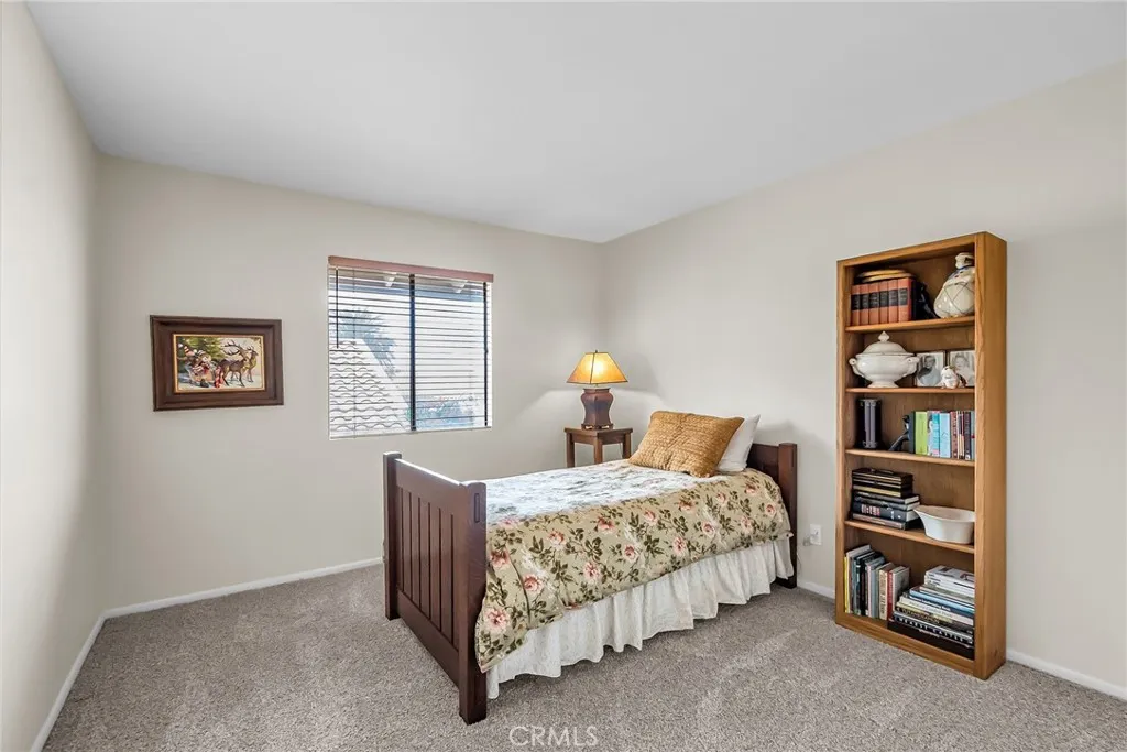 2252 El Capitan, Riverside, California 92506 home-pic-35